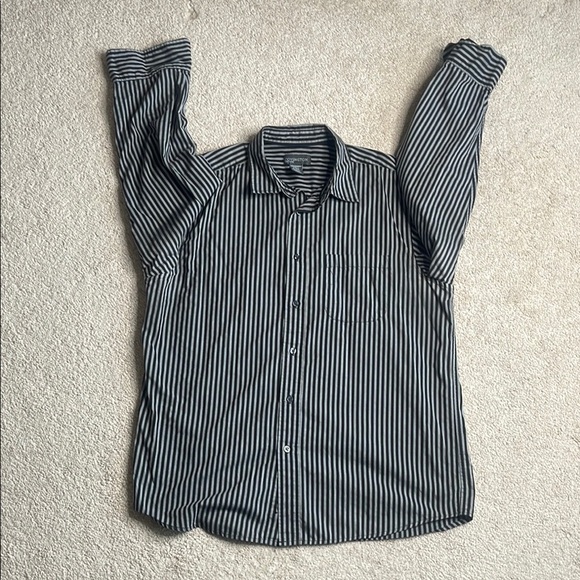Covington Black and White Casual Button Down Shirt - Picture 3 of 6